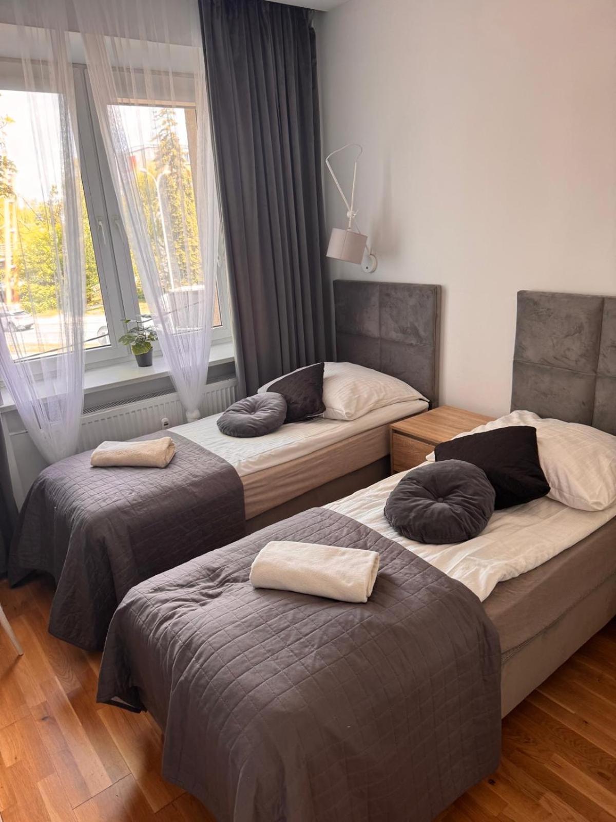 Family & Business Elegant Apartments Ul Astronautow Centrum Downtown - 3 Bedroom, Parking Kielce Eksteriør bilde