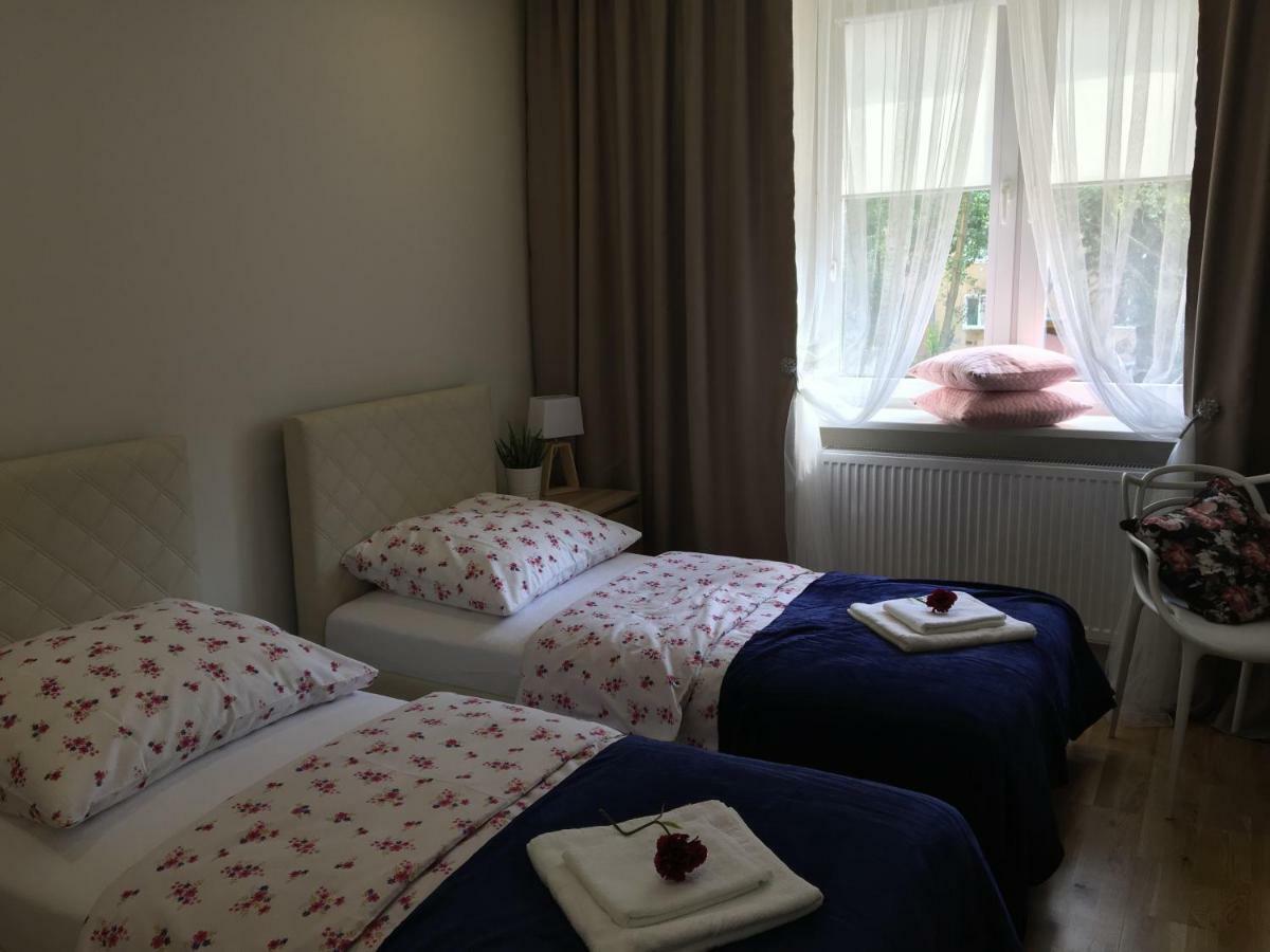 Family & Business Elegant Apartments Ul Astronautow Centrum Downtown - 3 Bedroom, Parking Kielce Eksteriør bilde