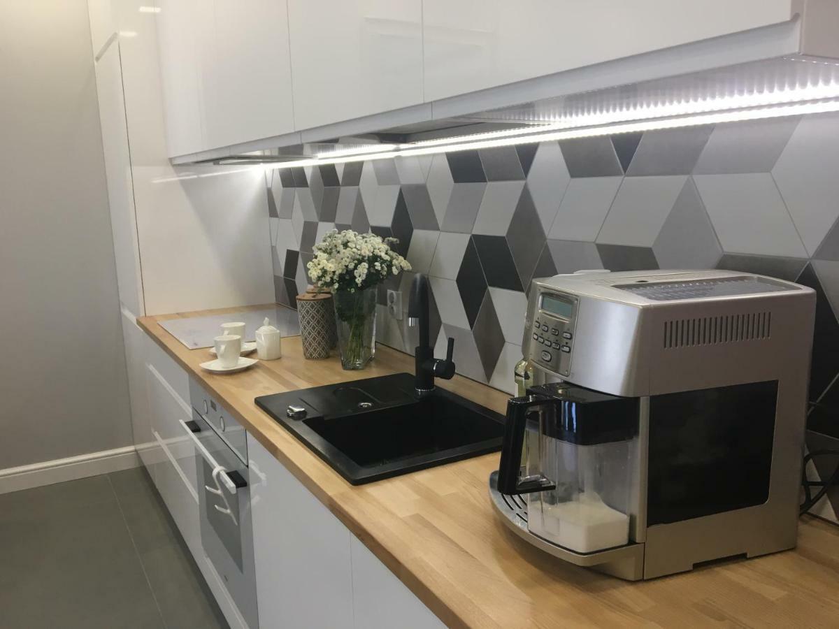 Family & Business Elegant Apartments Ul Astronautow Centrum Downtown - 3 Bedroom, Parking Kielce Eksteriør bilde