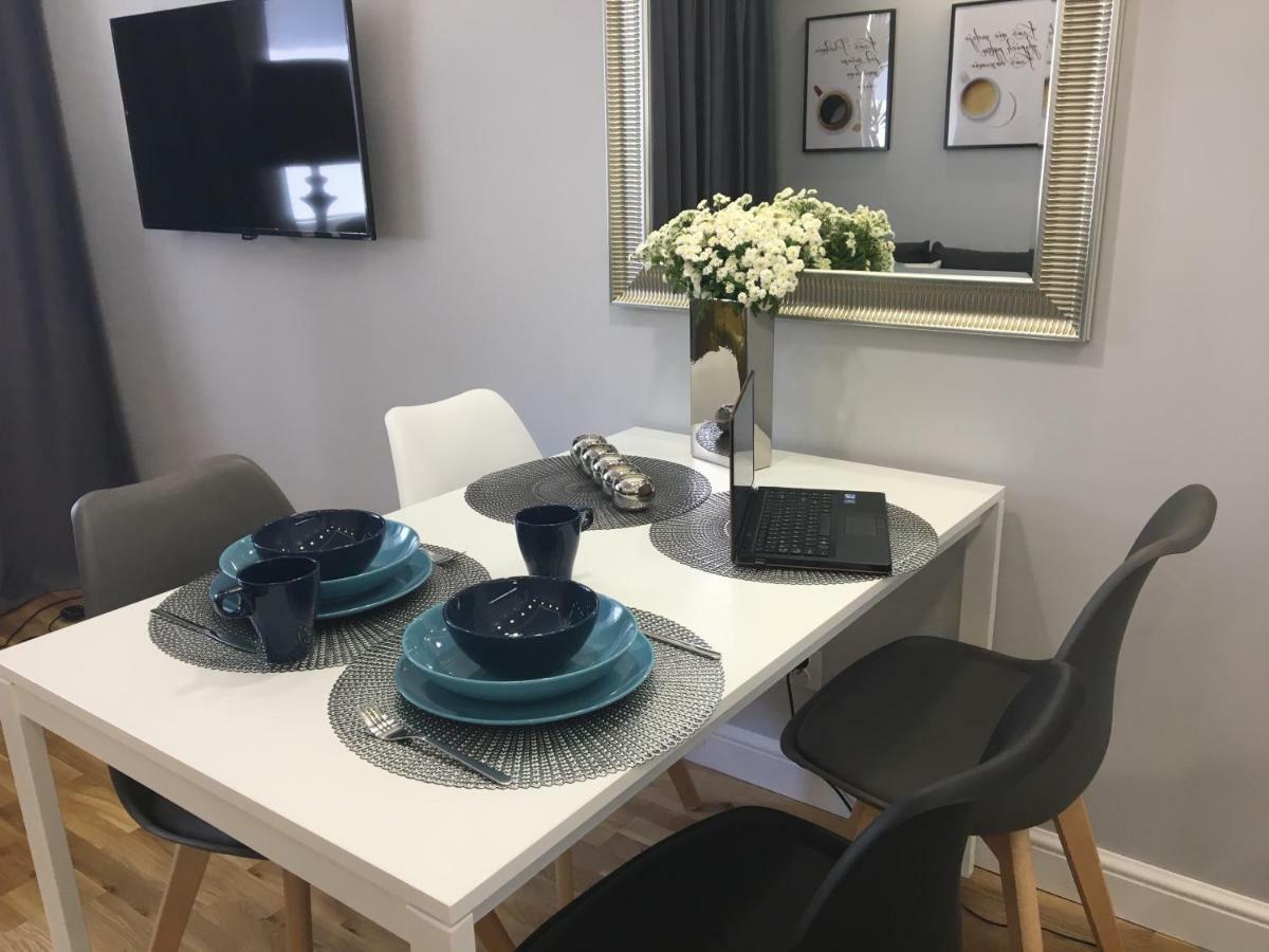 Family & Business Elegant Apartments Ul Astronautow Centrum Downtown - 3 Bedroom, Parking Kielce Eksteriør bilde