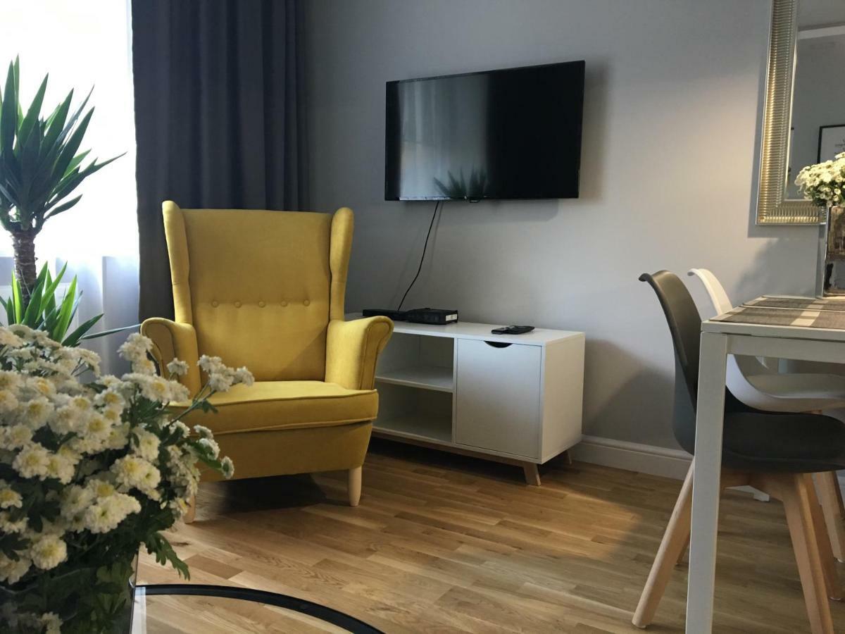 Family & Business Elegant Apartments Ul Astronautow Centrum Downtown - 3 Bedroom, Parking Kielce Eksteriør bilde